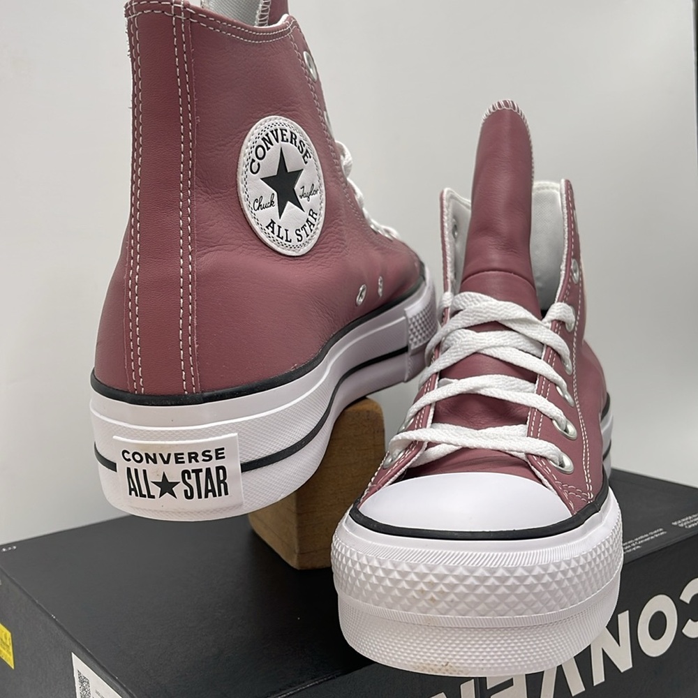 Converse WMNS CTAS LIFT HI
PINK AURA/WHITE/BLACK A07858C Platforms Sneakers - Picture 10 of 16